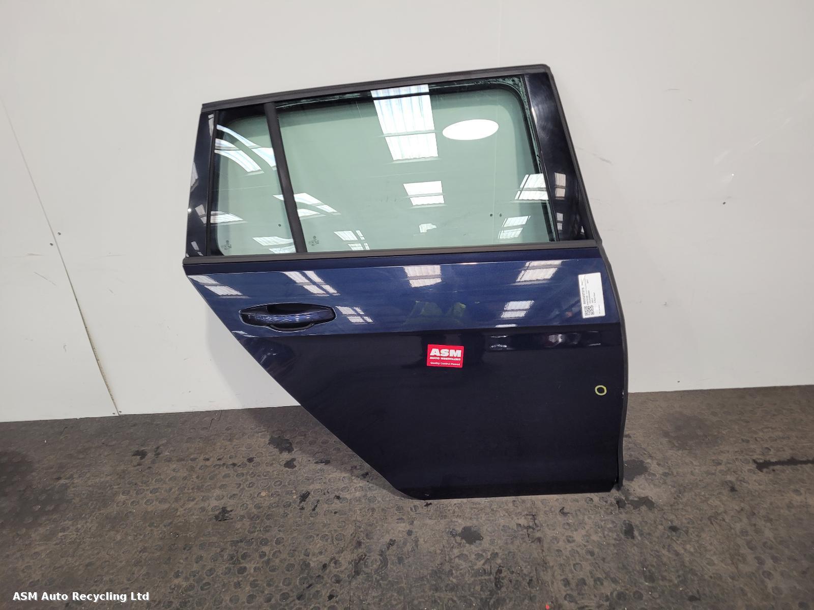 View Auto part R Rear Door Volkswagen Golf 2017