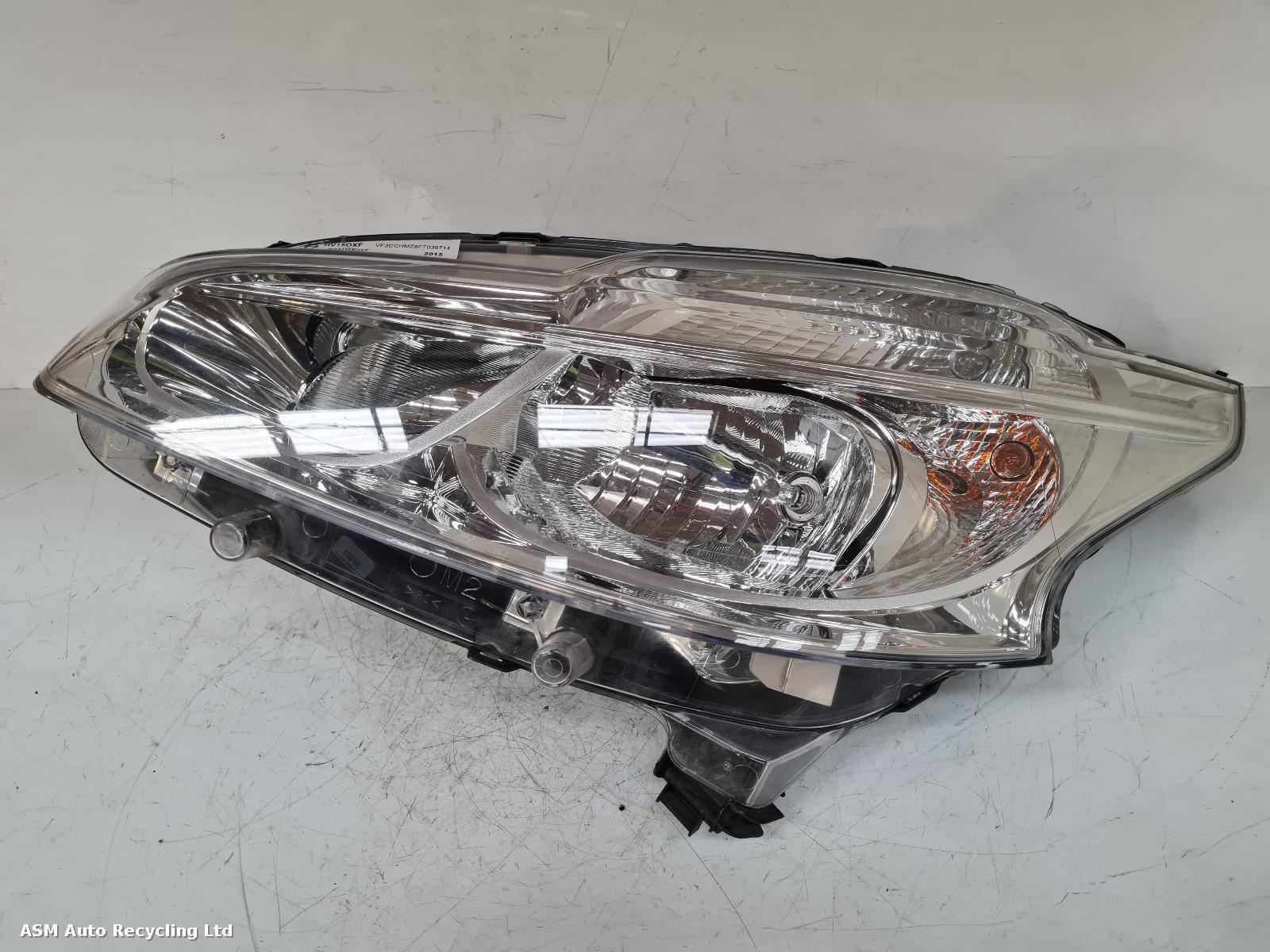 View Auto part L Headlamp Peugeot 208 2015