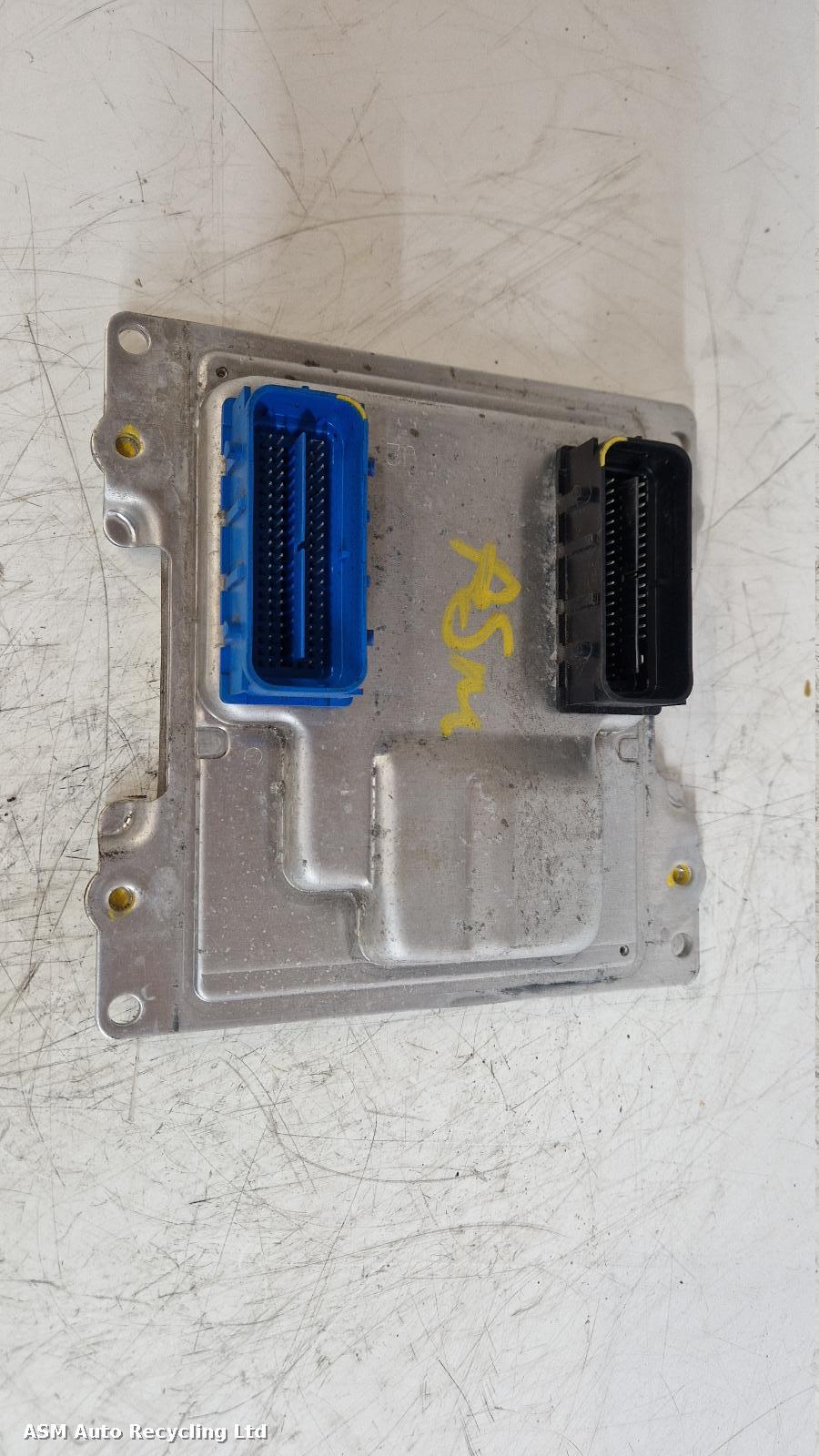 View Auto part ECU Vauxhall Viva 2017