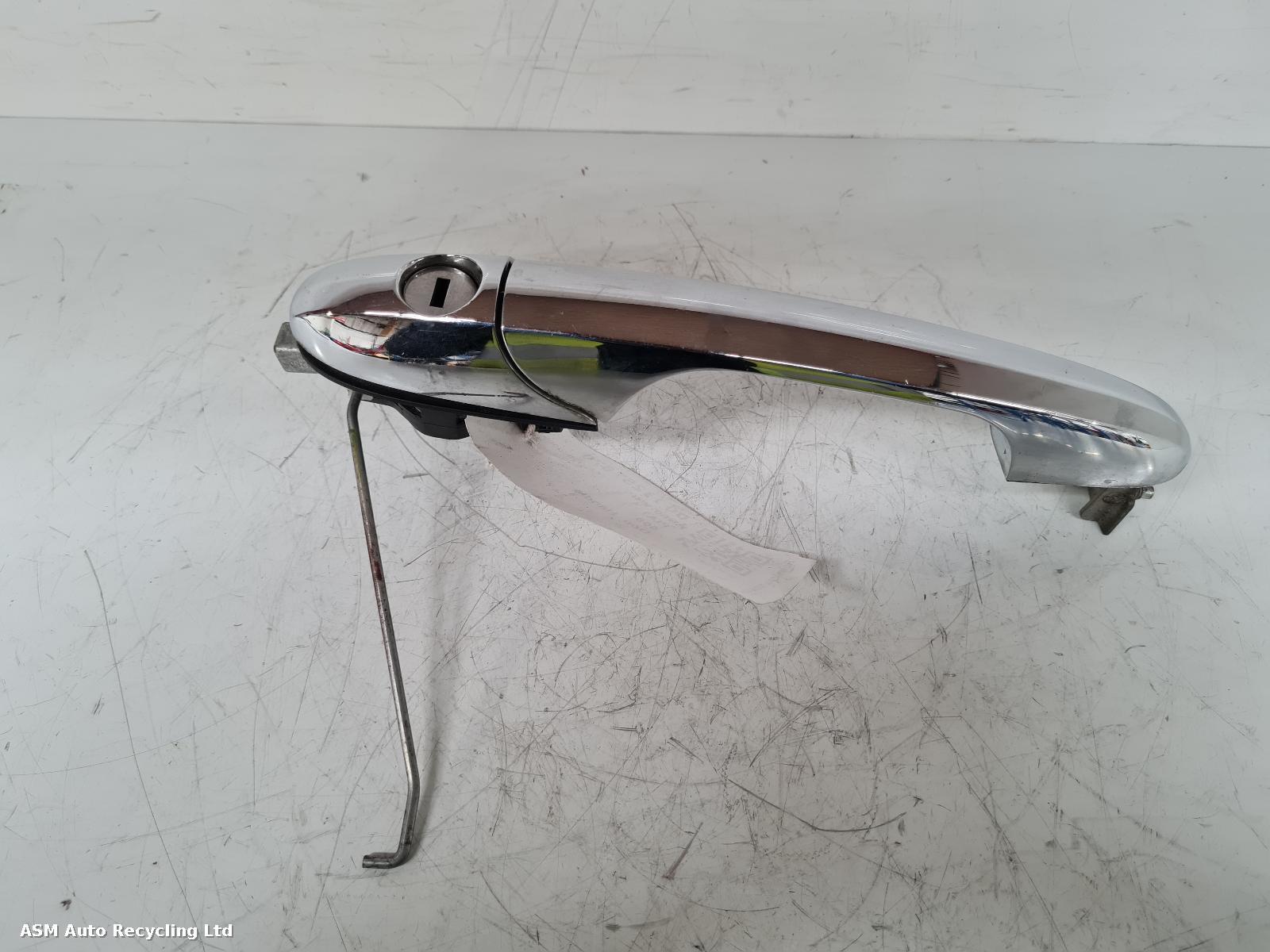 View Auto part Door Handle Fiat 500 2010