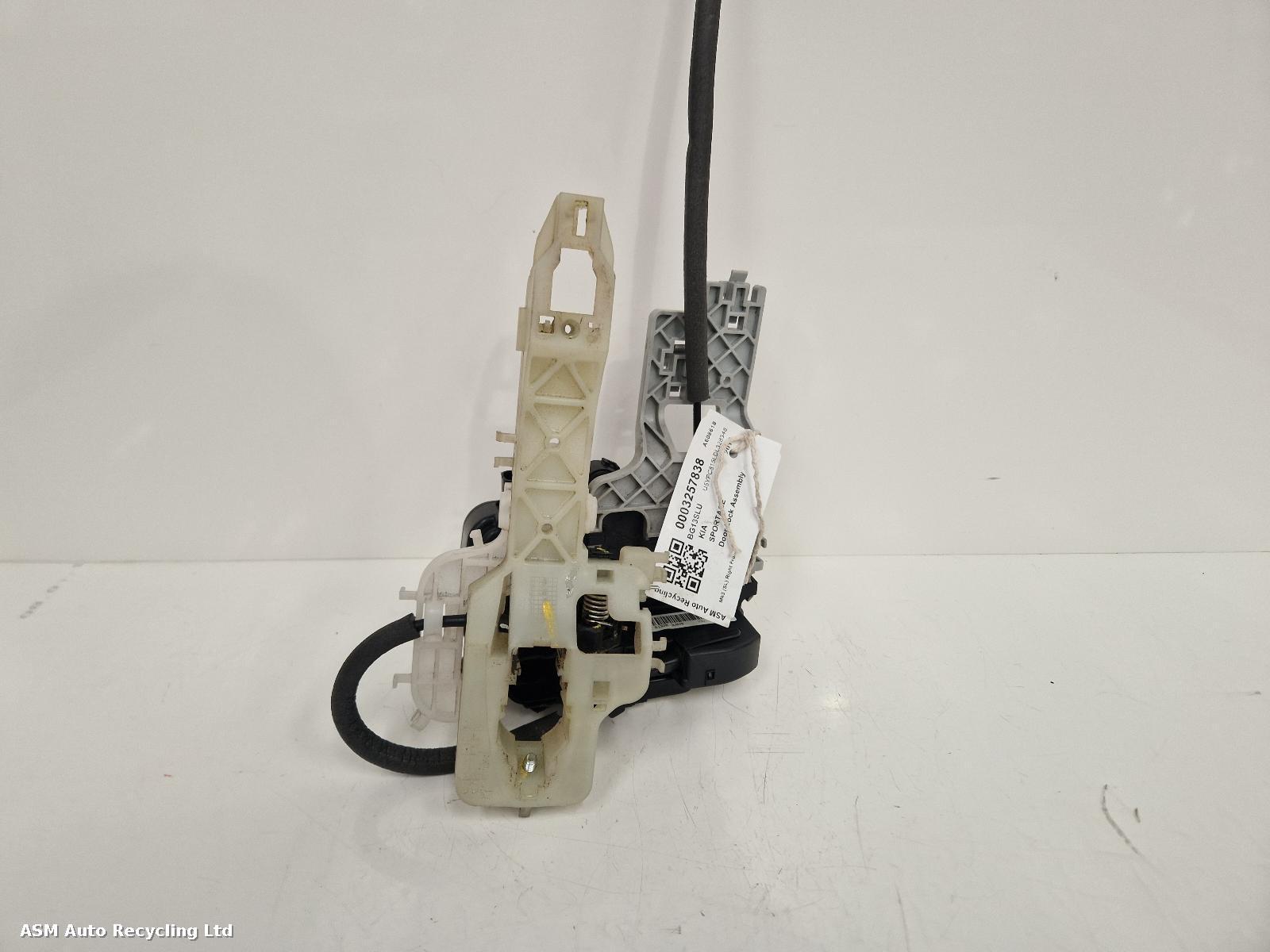 View Auto part Door Lock Assembly Kia Sportage 2013