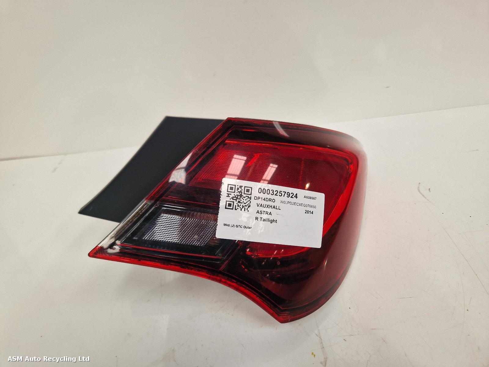View Auto part R Taillight Vauxhall Astra 2014