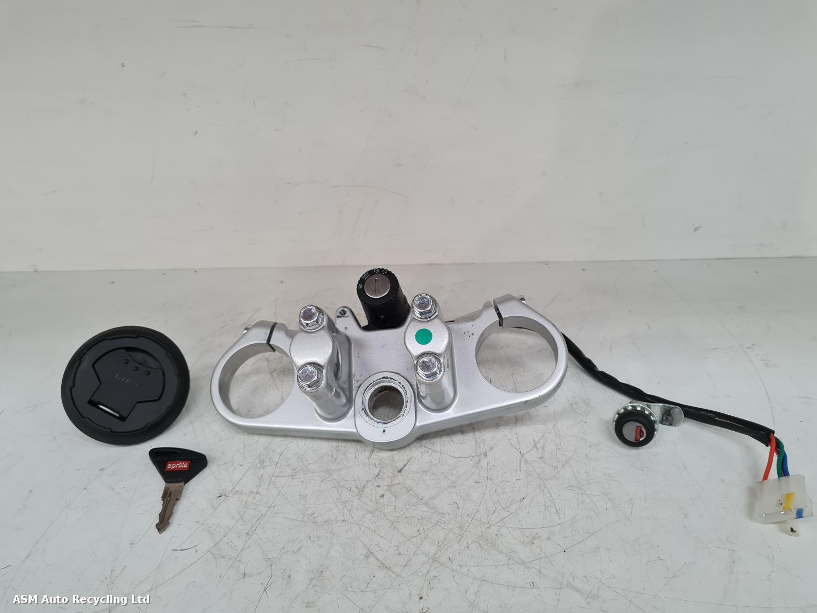 View Auto part Comp.Lock Set + Keys Aprilia Rx 125 2025