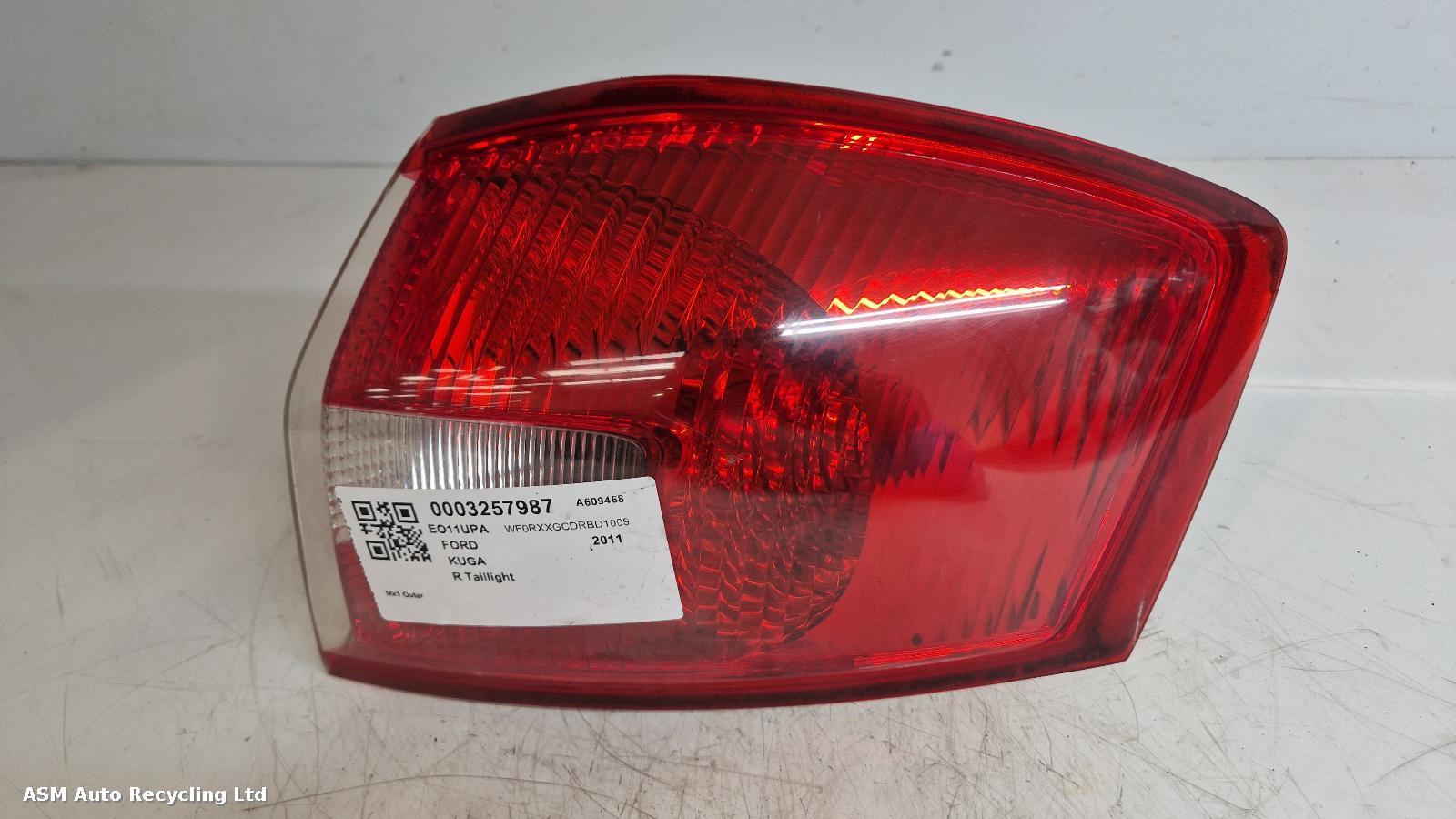View Auto part R Taillight Ford Kuga 2011