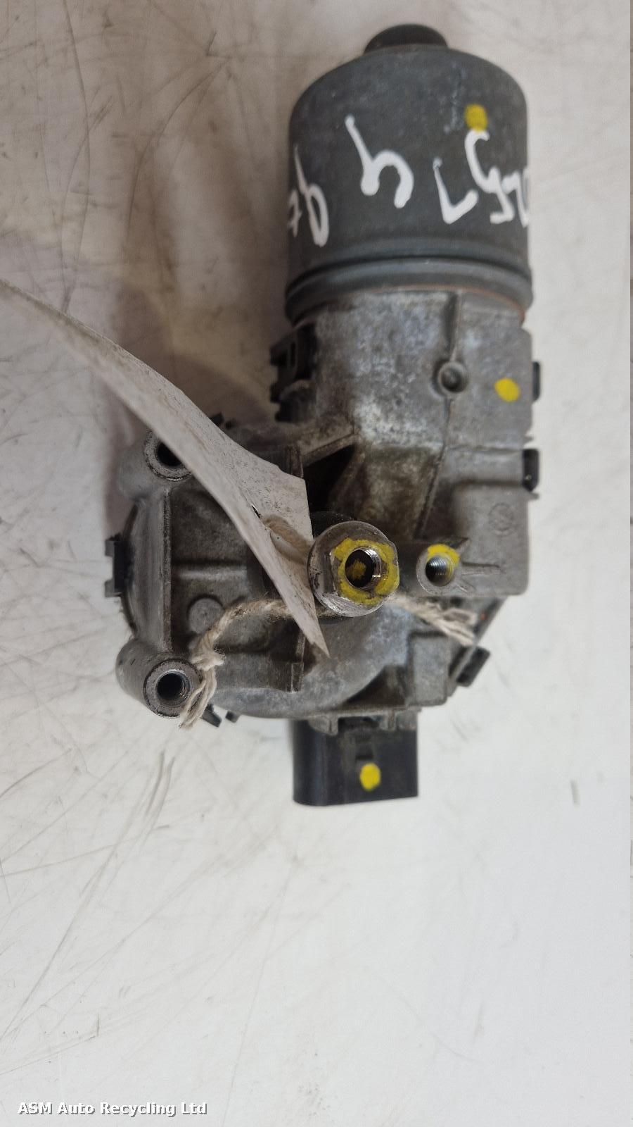 View Auto part Wiper Motor Front Ford Kuga 2011