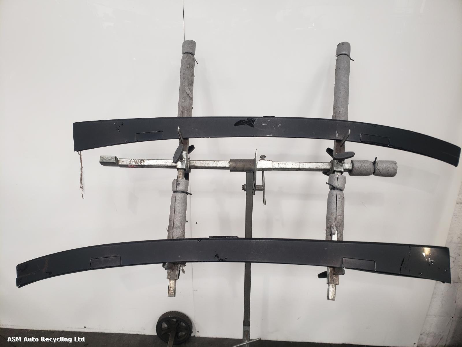 View Auto part Roof Rail Mercedes C Class 2011