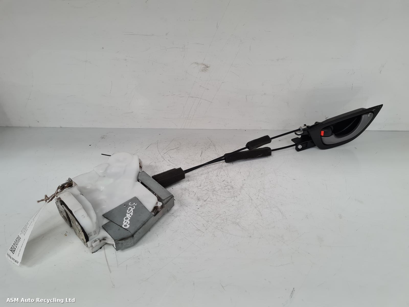 View Auto part Door Lock Assembly Honda Jazz 2010