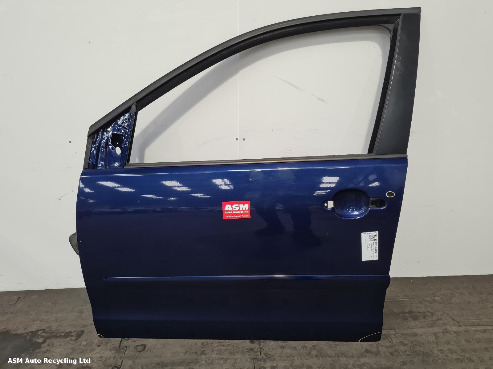 View Auto part L Front Door Volkswagen Polo 2008