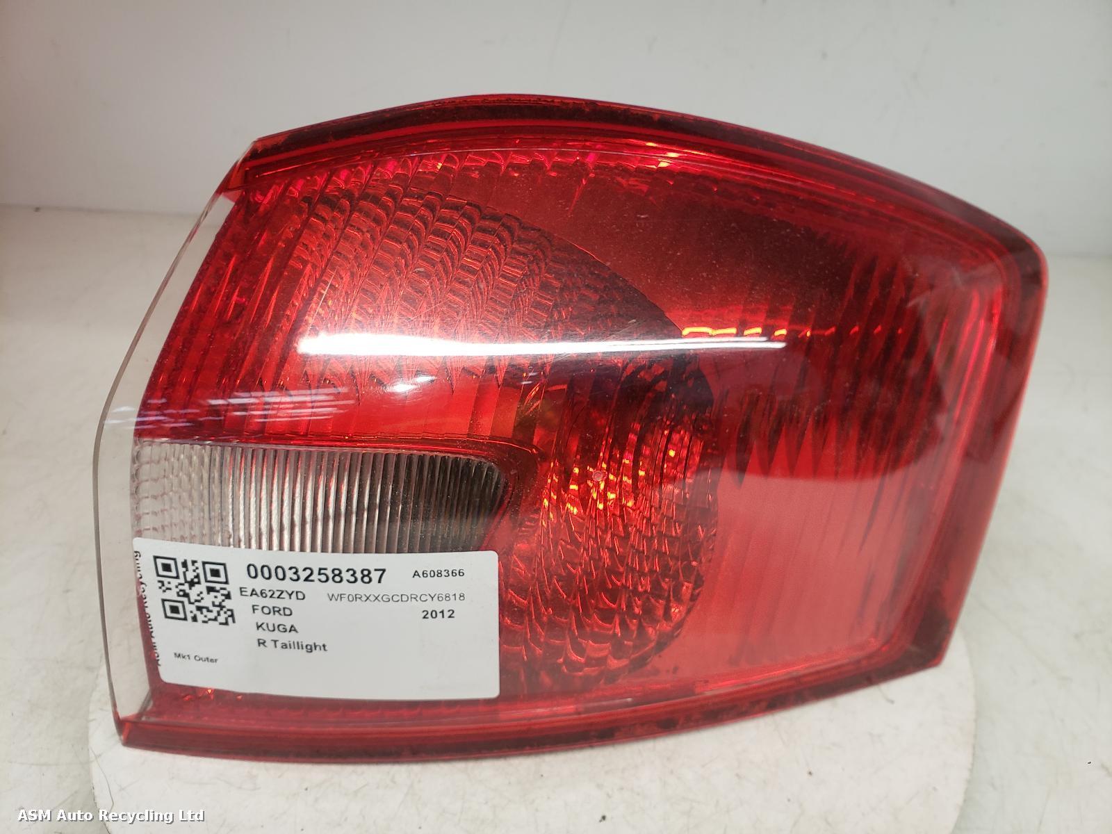 View Auto part R Taillight Ford Kuga 2012