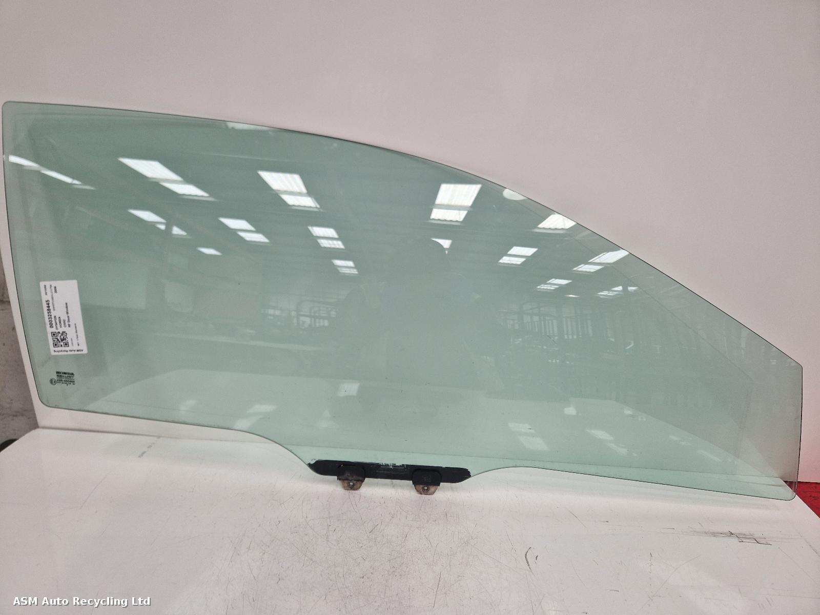 View Auto part RF Door Window Honda Civic 2004