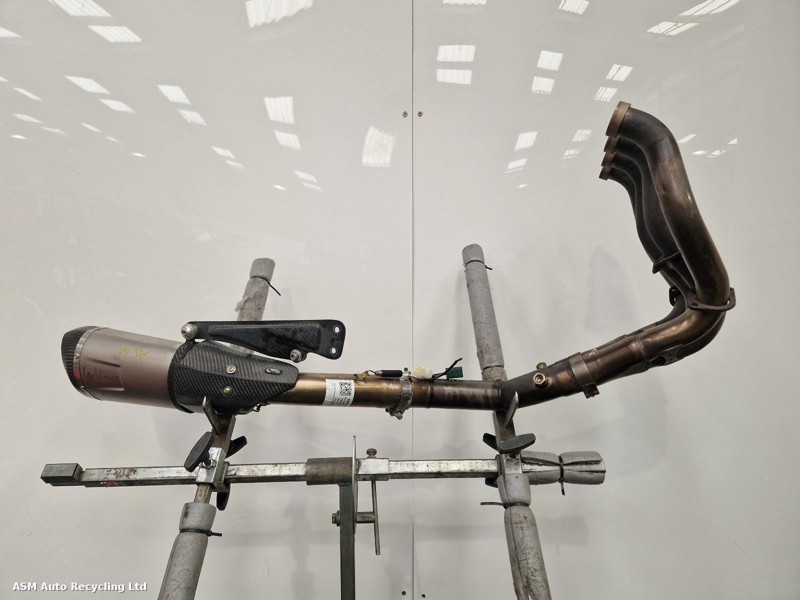 View Auto part Tail Pipe Yamaha Mt-10 2017