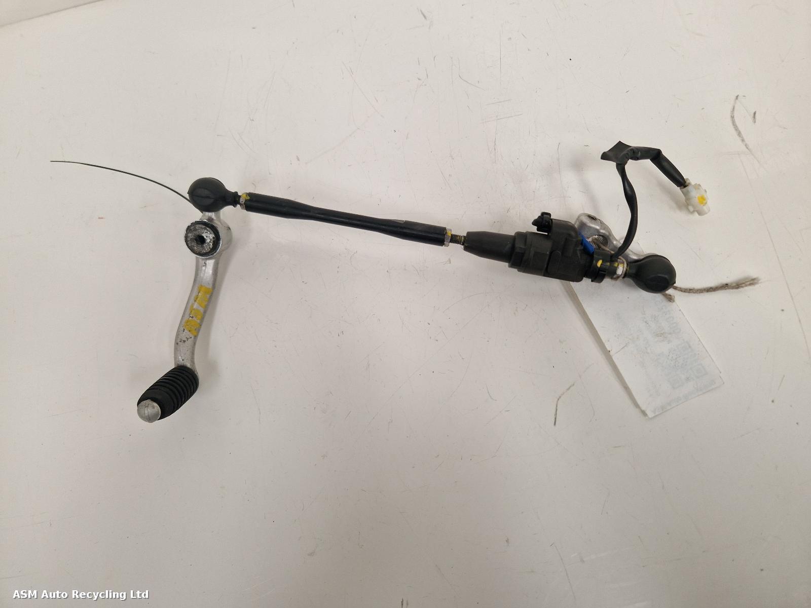 View Auto part Gear Linkage Yamaha Mt-10 2017