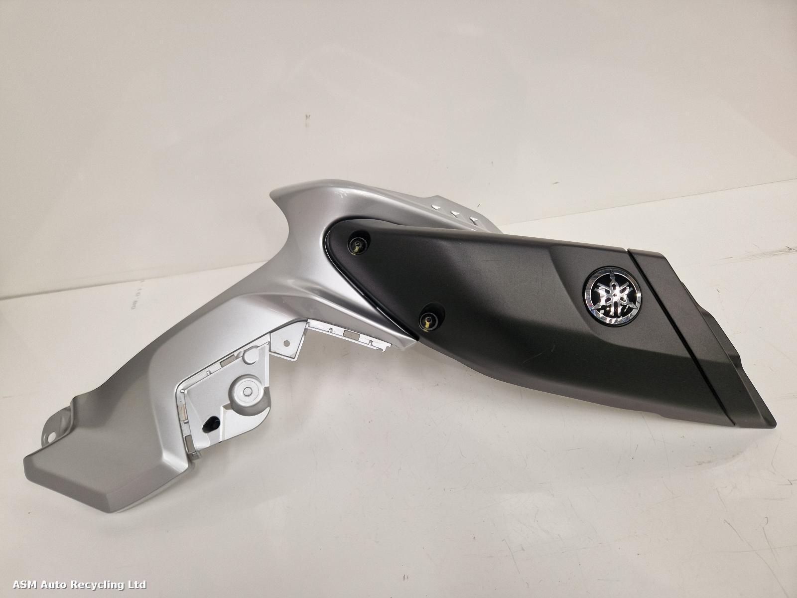 View Auto part FRONT AIR GUIDE Yamaha Mt-10 2017