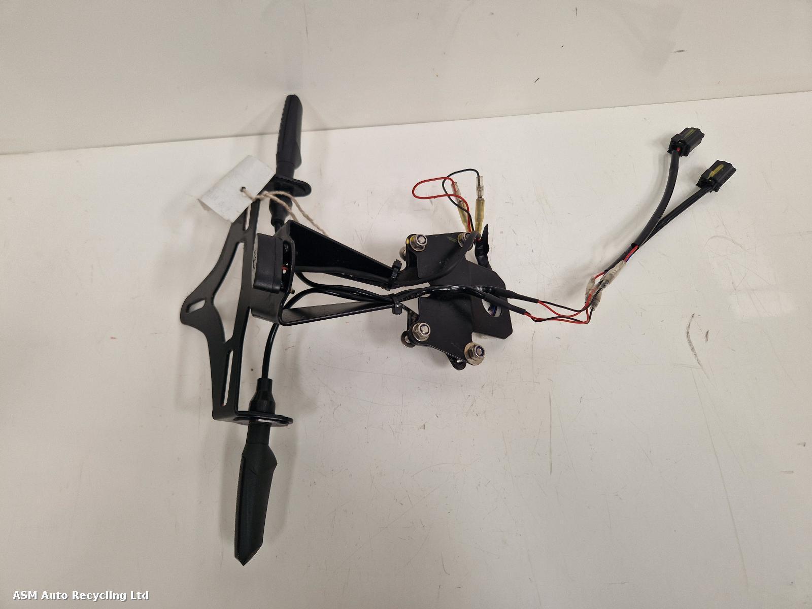 View Auto part Number Plate Holder Yamaha Mt-10 2017