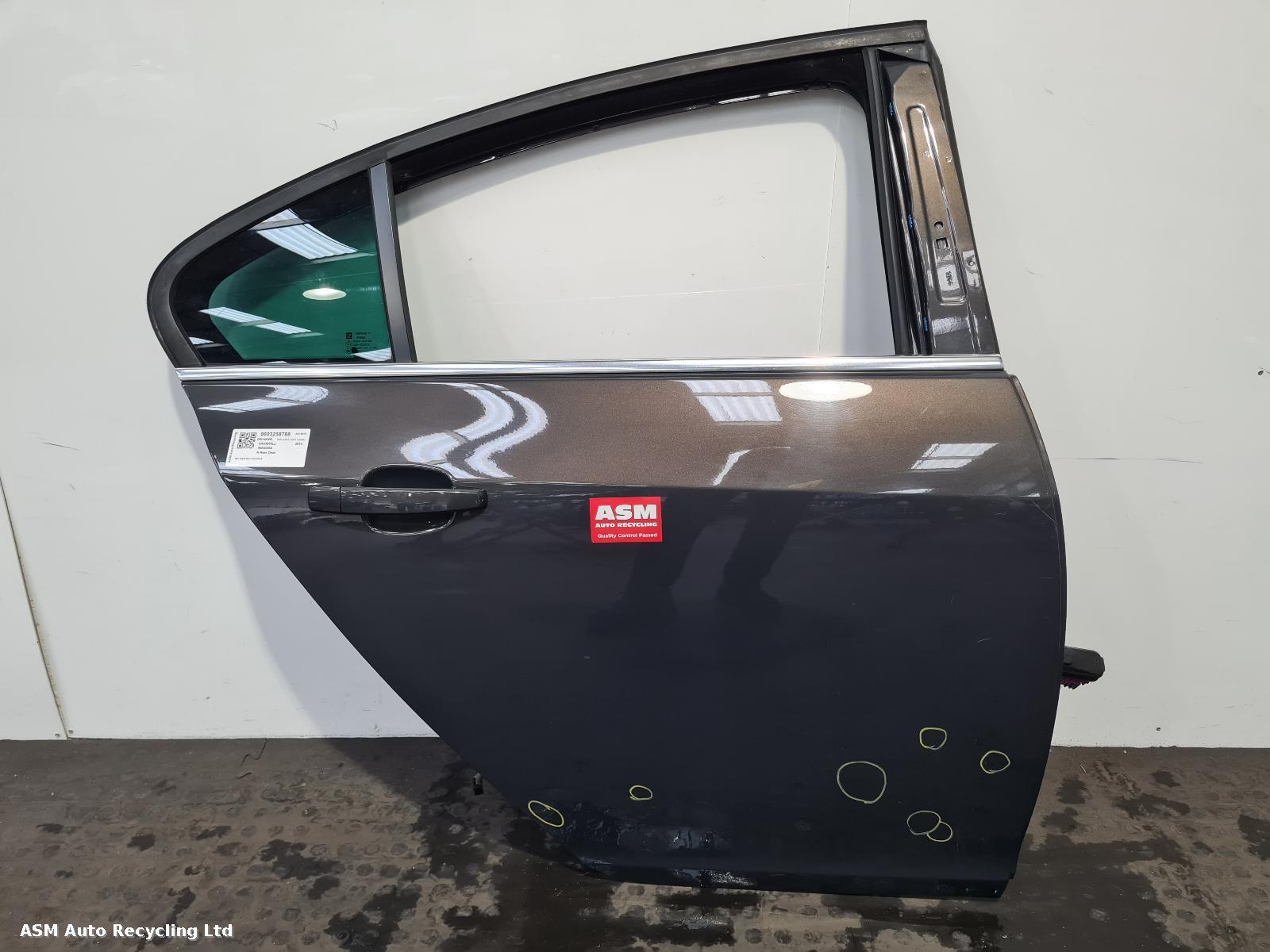 View Auto part R Rear Door Vauxhall Insignia 2014