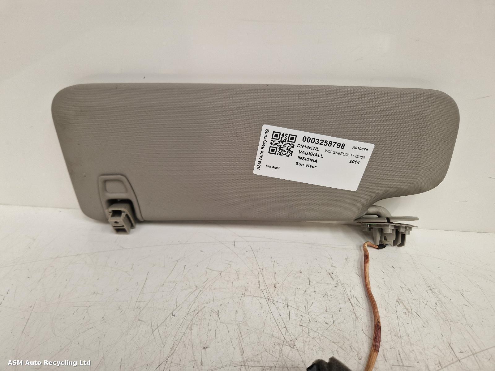 View Auto part Sun visor Vauxhall Insignia 2014