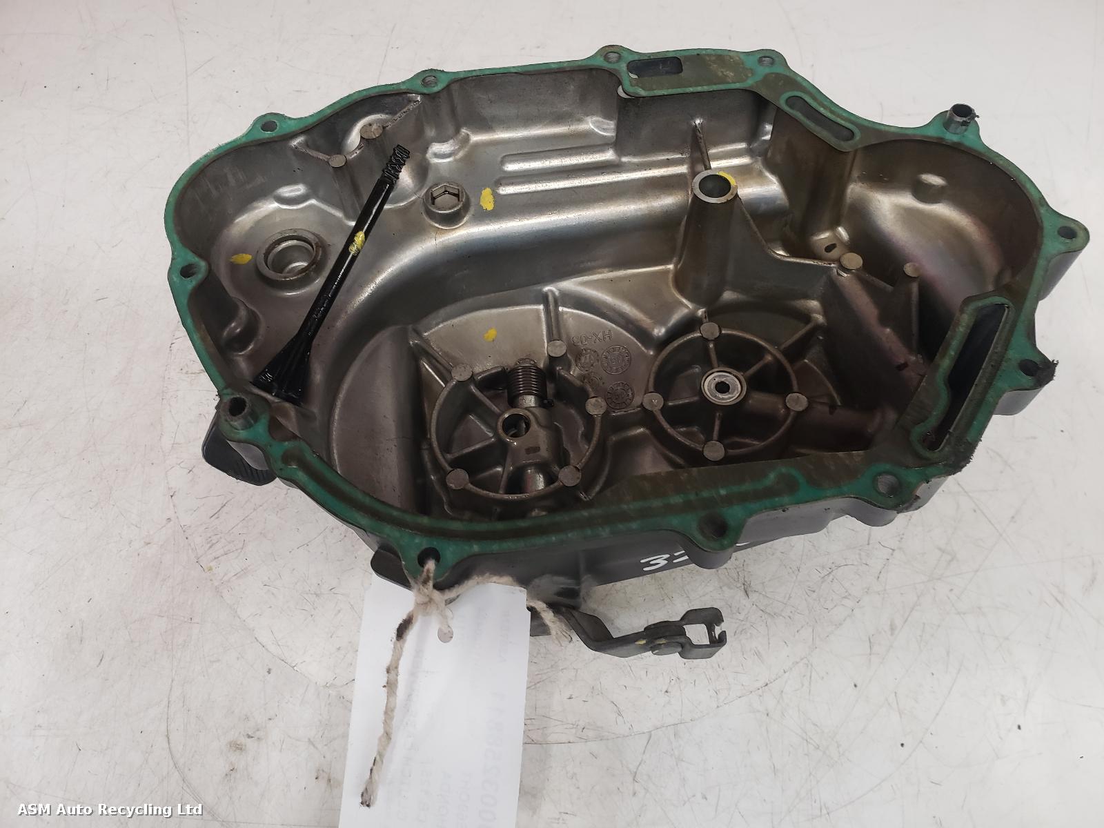 View Auto part Clutch Case Cover Honda Cb 125 F 2019