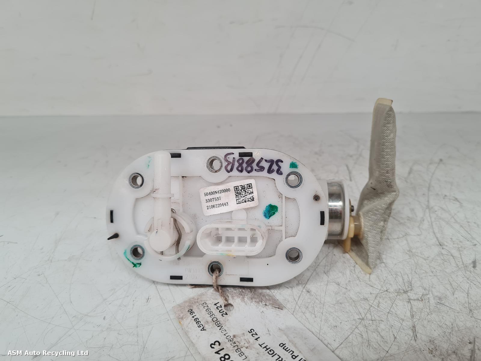 View Auto part Fuel Pump Keeway Superlight 125 2021