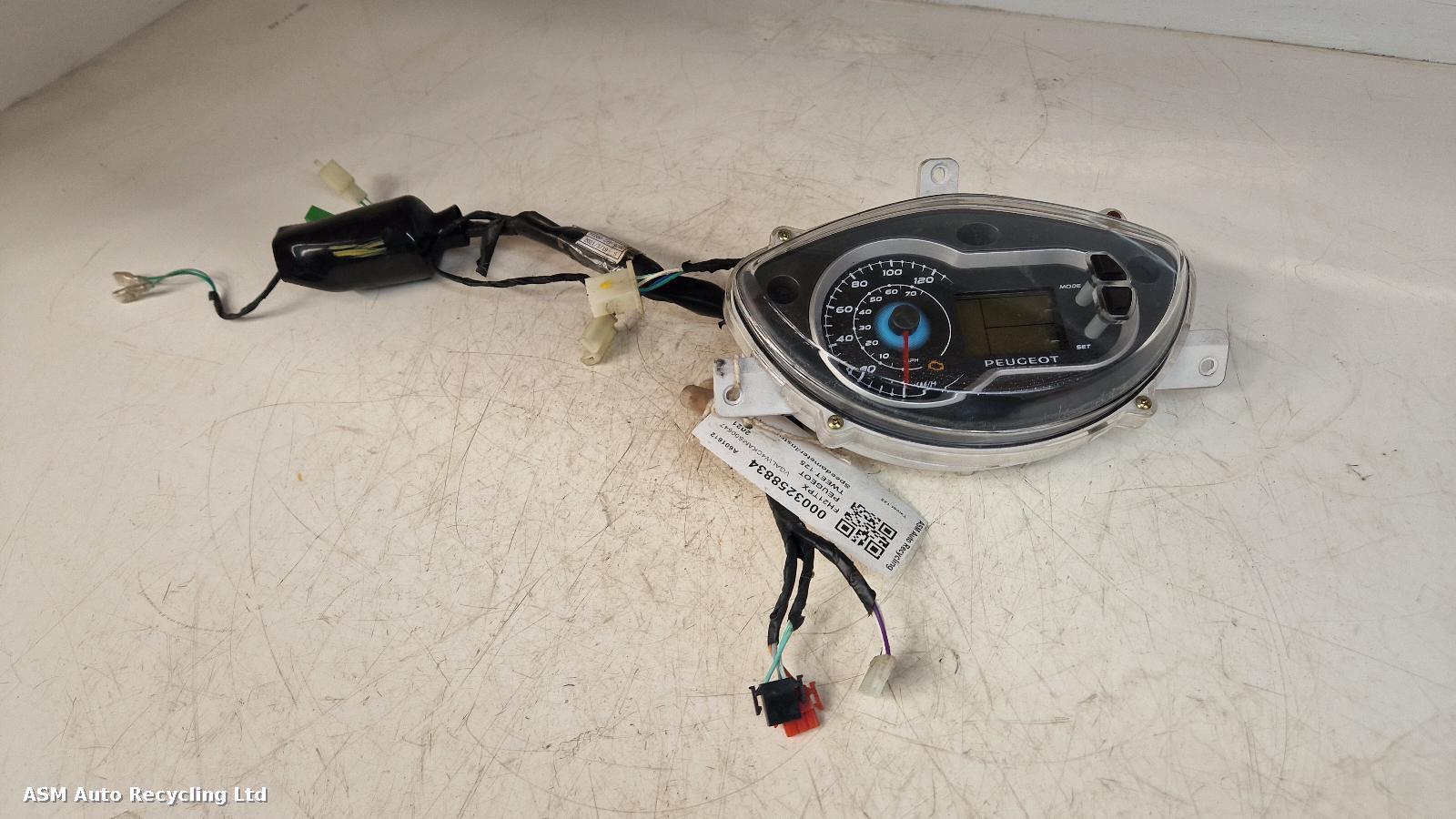 View Auto part Speedometer Peugeot Tweet 125  2021