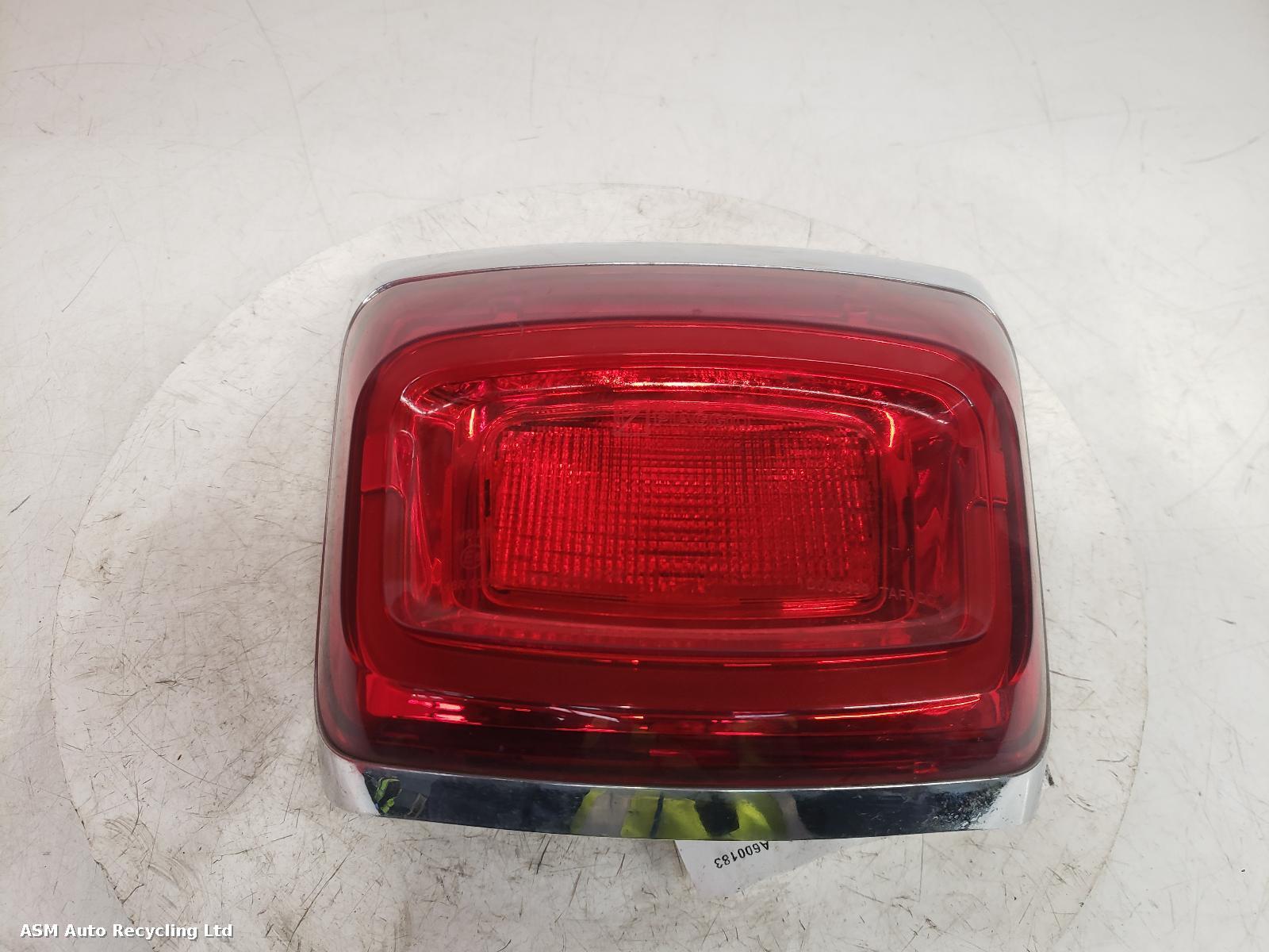 View Auto part Taillight Piaggio Vespa Gts 125 2023