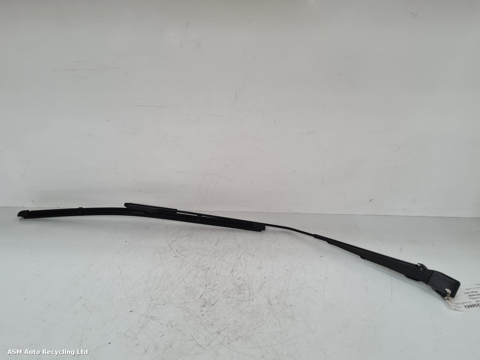 View Auto part Wiper Arm Vauxhall Insignia 2012