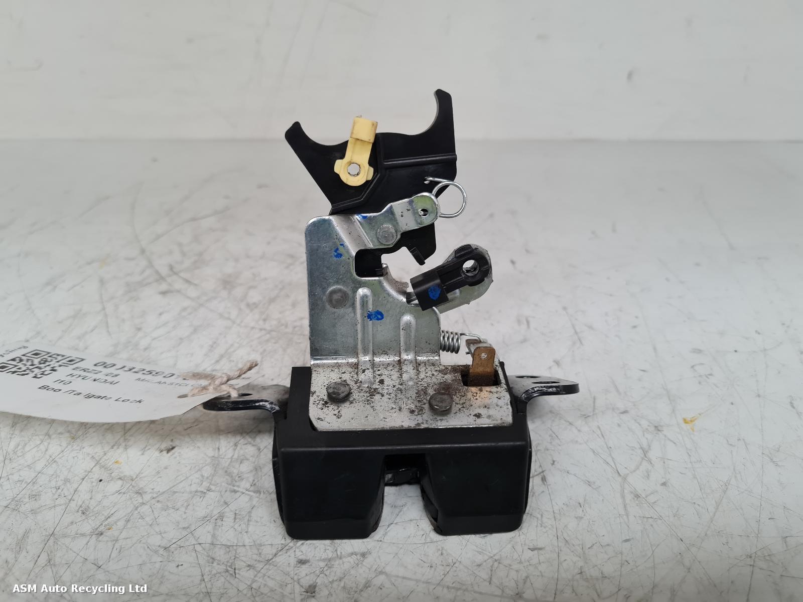 View Auto part Bootlid/Tailgate Lock Hyundai I10 2012