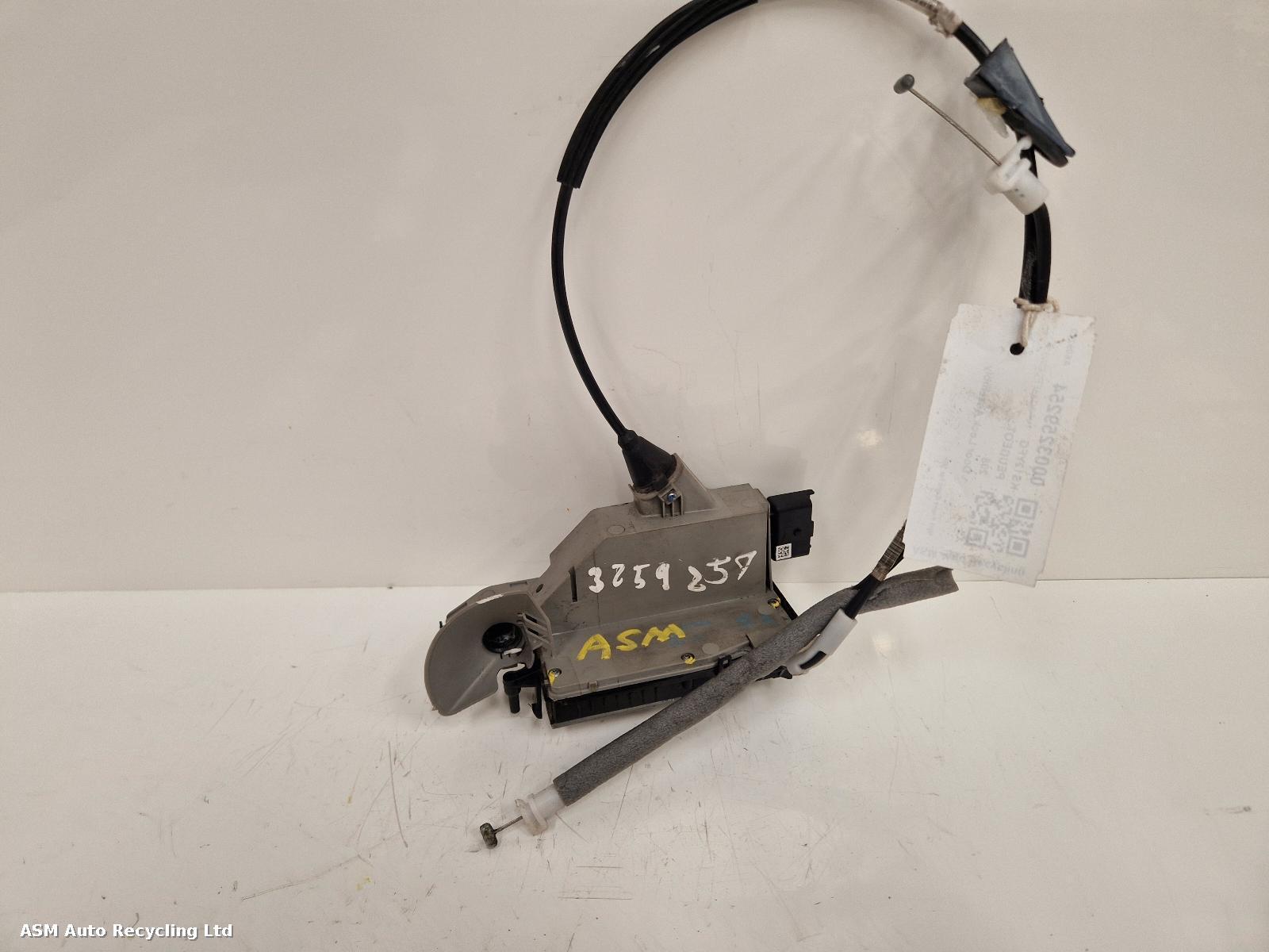 View Auto part Door Lock Assembly Peugeot 208 2012