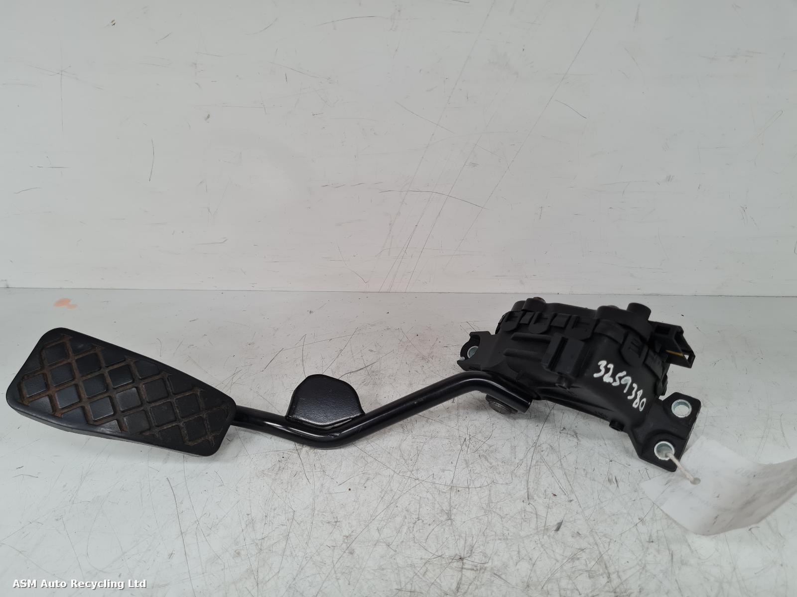 View Auto part Pedal Potentiometer Audi A4 2006