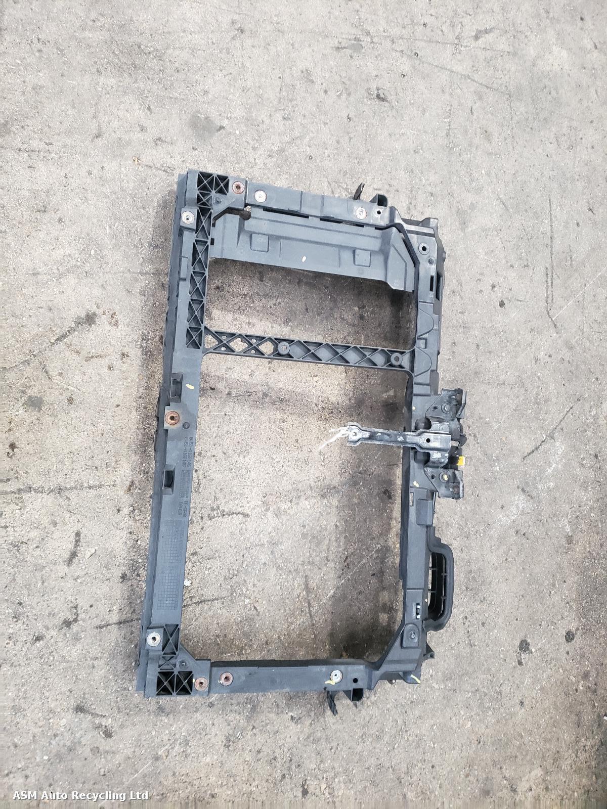 View Auto part Front Panel Ford Fiesta 2009