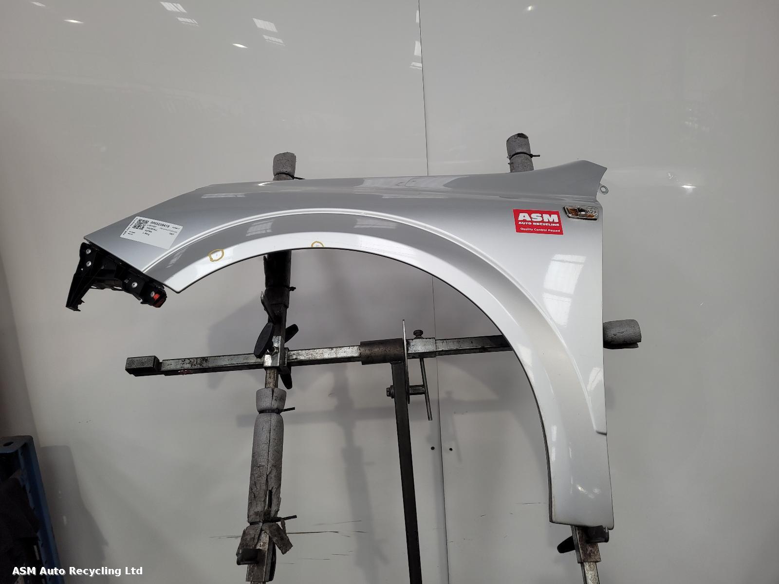 View Auto part L Wing Vauxhall Astra 2007