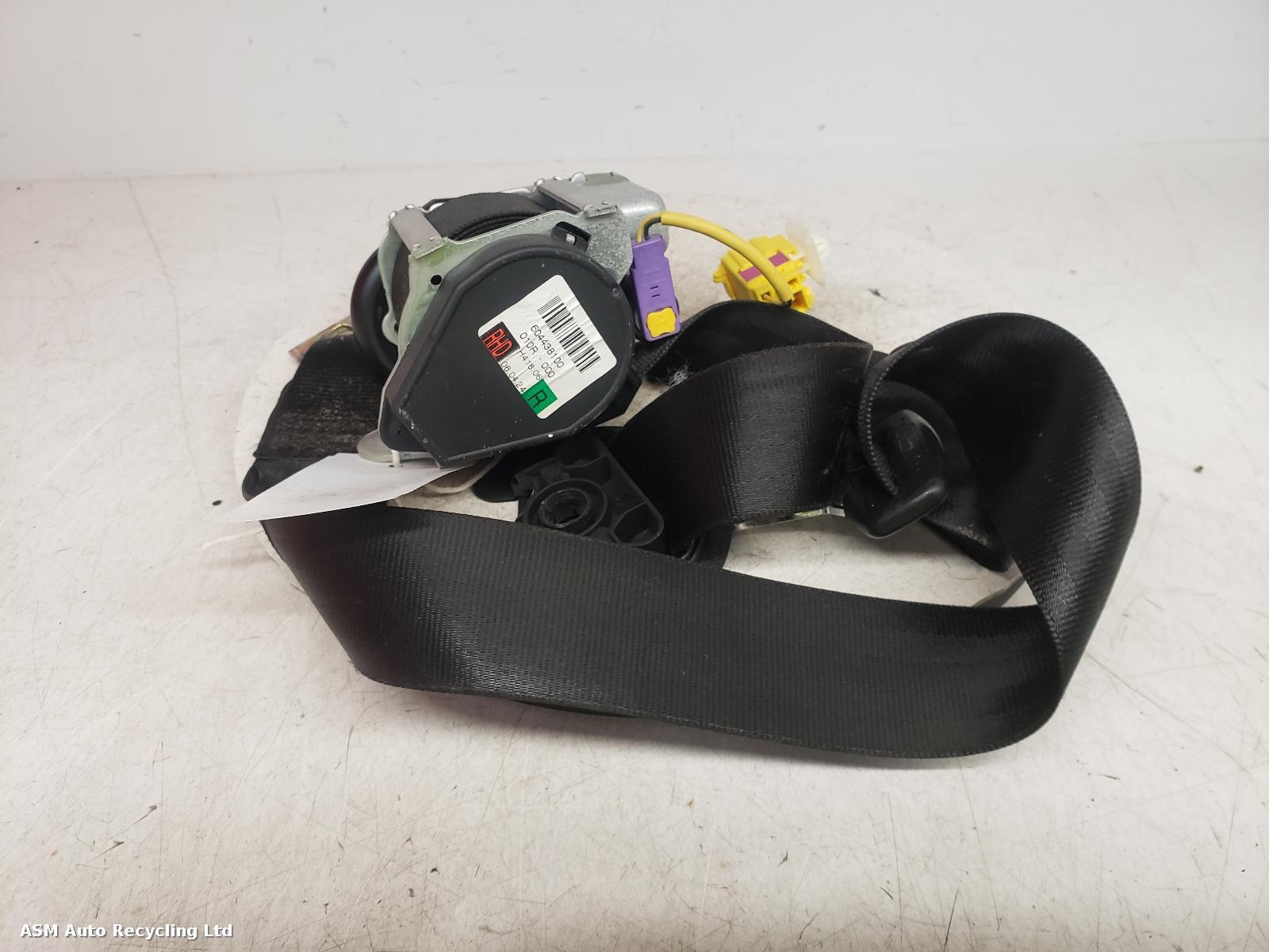 View Auto part Seat Belt Volkswagen Golf 2006