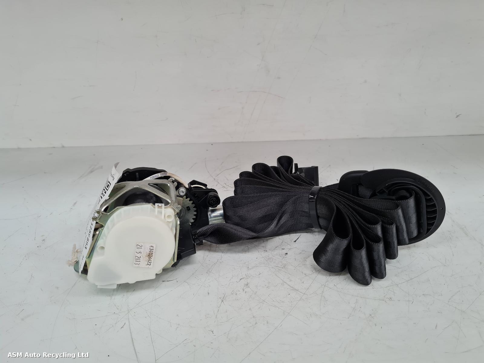 View Auto part Seat Belt Volkswagen Polo 2012