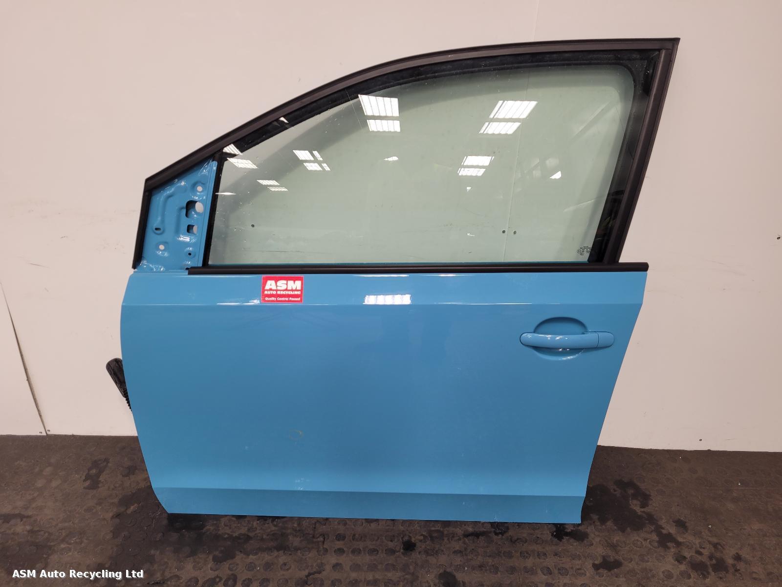 View Auto part L Front Door Volkswagen Up 2021