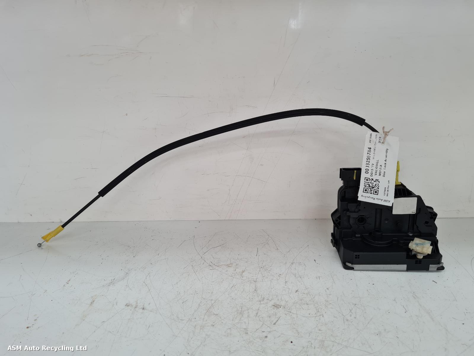 View Auto part Door Lock Assembly Vauxhall Meriva 2013