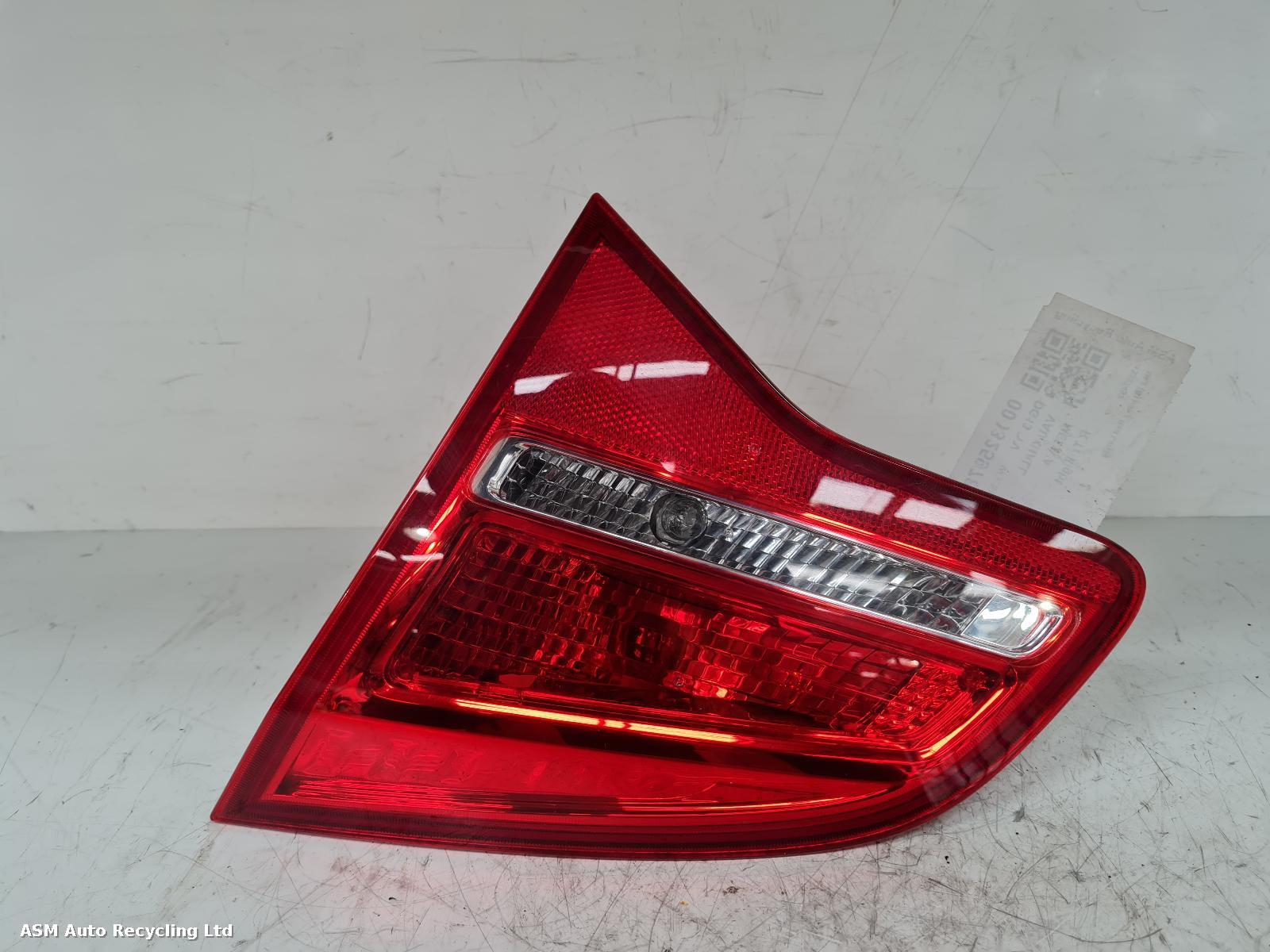 View Auto part R Taillight Vauxhall Meriva 2013