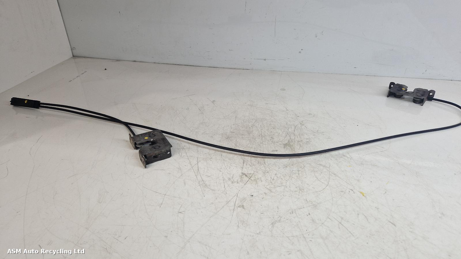 View Auto part Bonnet Latch Bmw 3 Series 2007