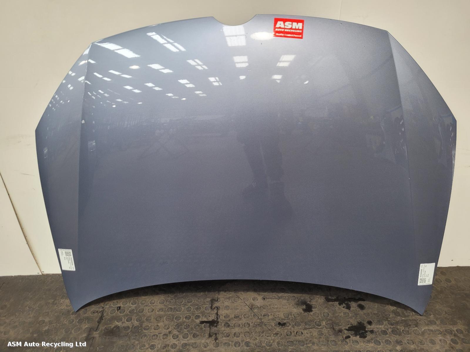 View Auto part Bonnet Volkswagen Golf 2009