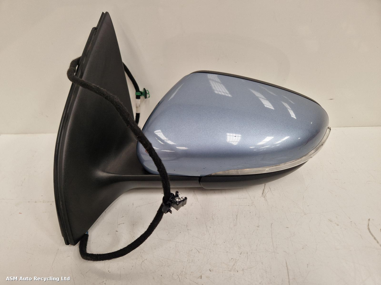 View Auto part L Door Mirror Volkswagen Golf 2009