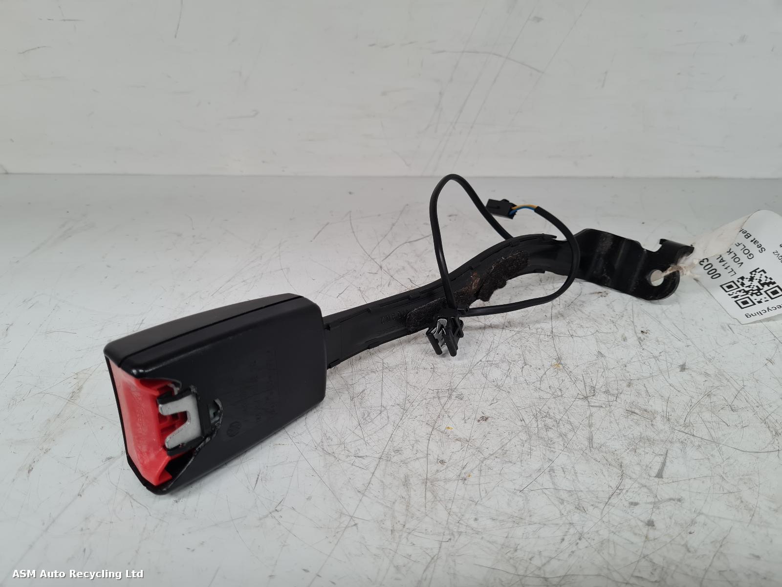 View Auto part Seat Belt Volkswagen Golf 2011