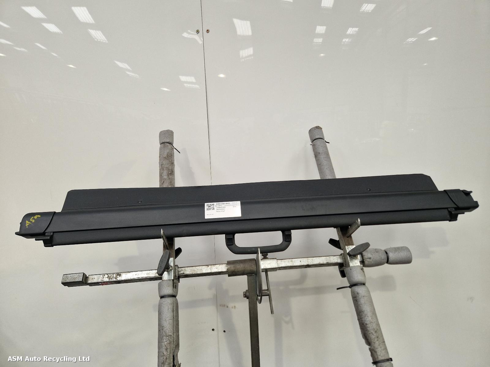 View Auto part Parcel Shelf Land Rover Discovery 2018