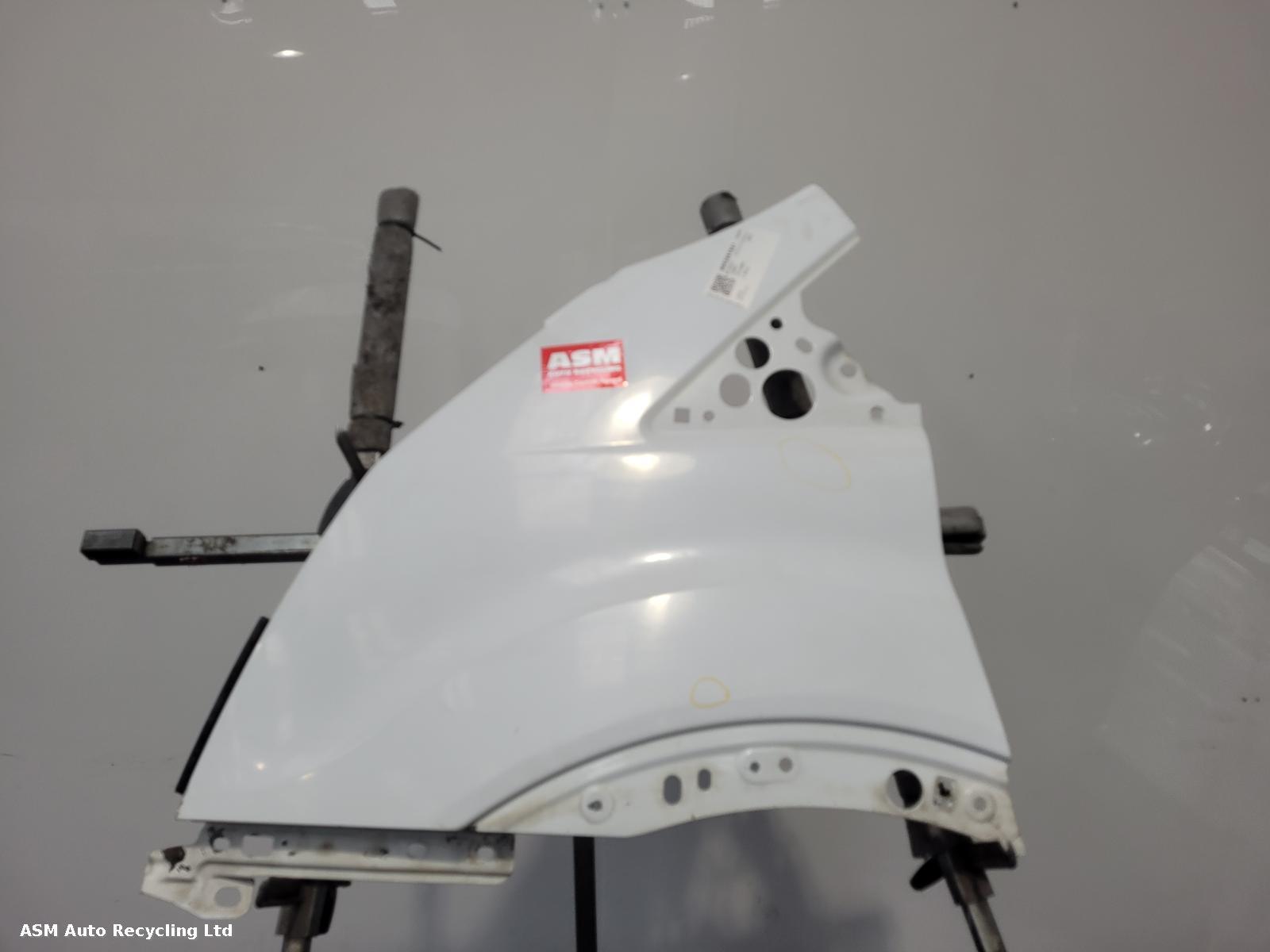 View Auto part L Wing Ford Transit 2016