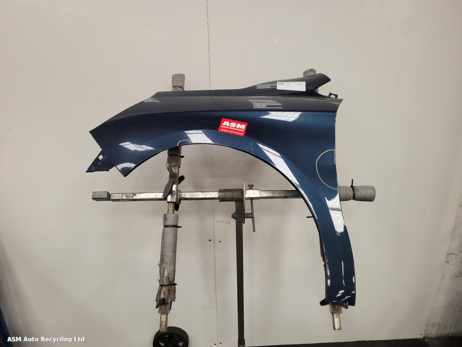 View Auto part L Wing Citroen C4 2014