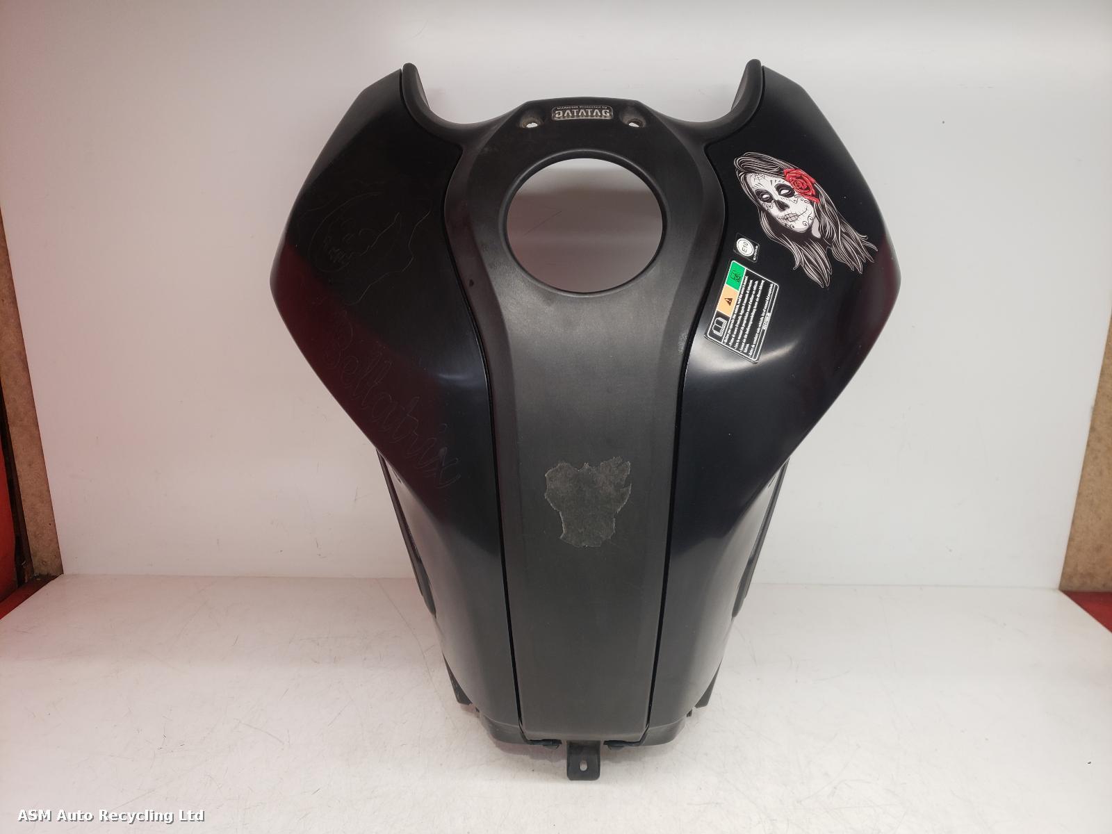 View Auto part Tank Trim Yamaha Tracer 700 2020