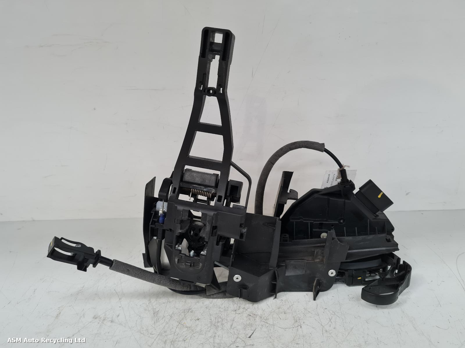 View Auto part Door Lock Assembly Ford Focus 2014