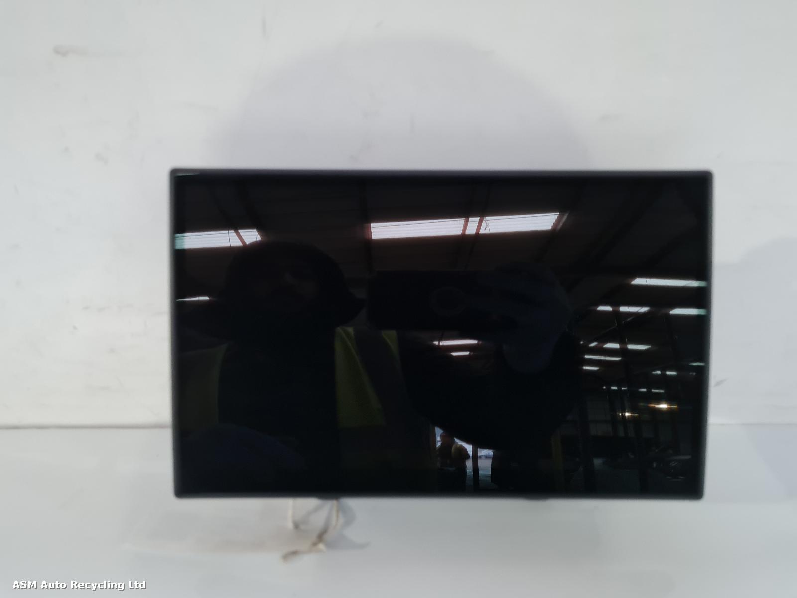 View Auto part Radio Display Land Rover Defender 2024