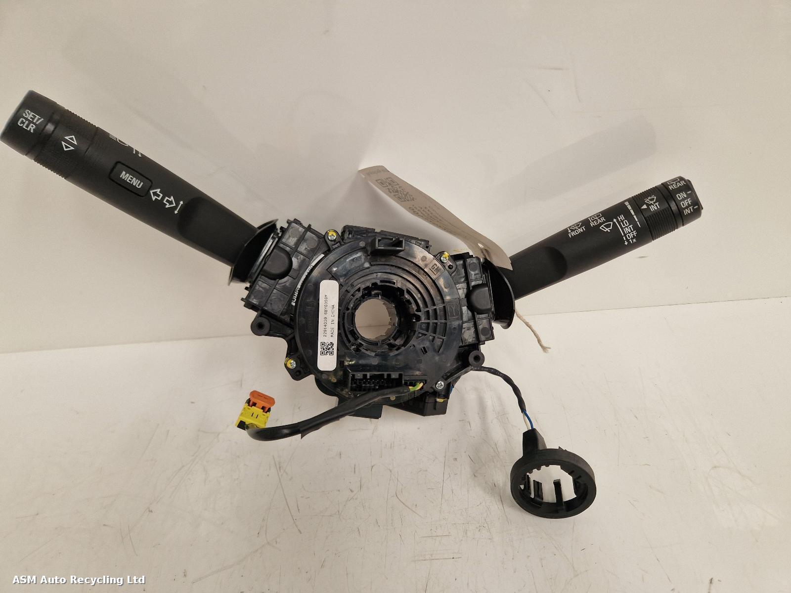 View Auto part Combination Switch Vauxhall Zafira 2014