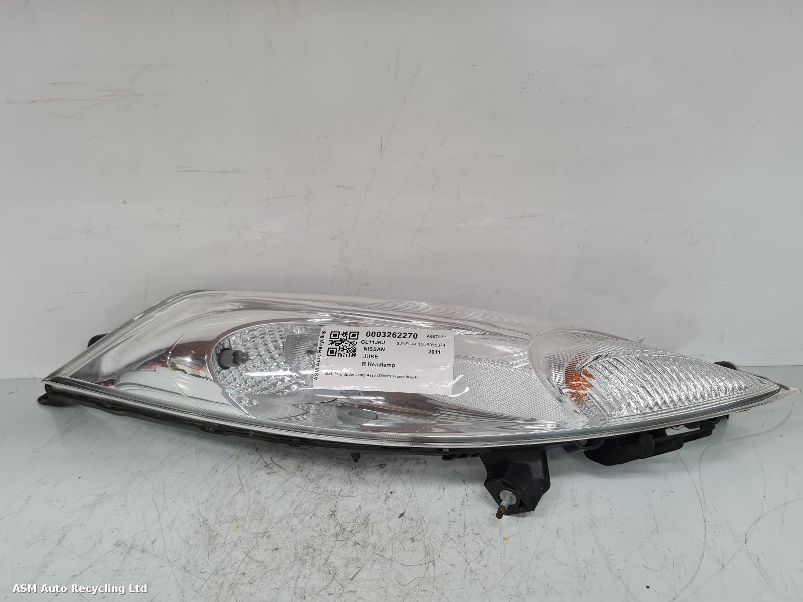 View Auto part R Headlamp Nissan Juke 2011
