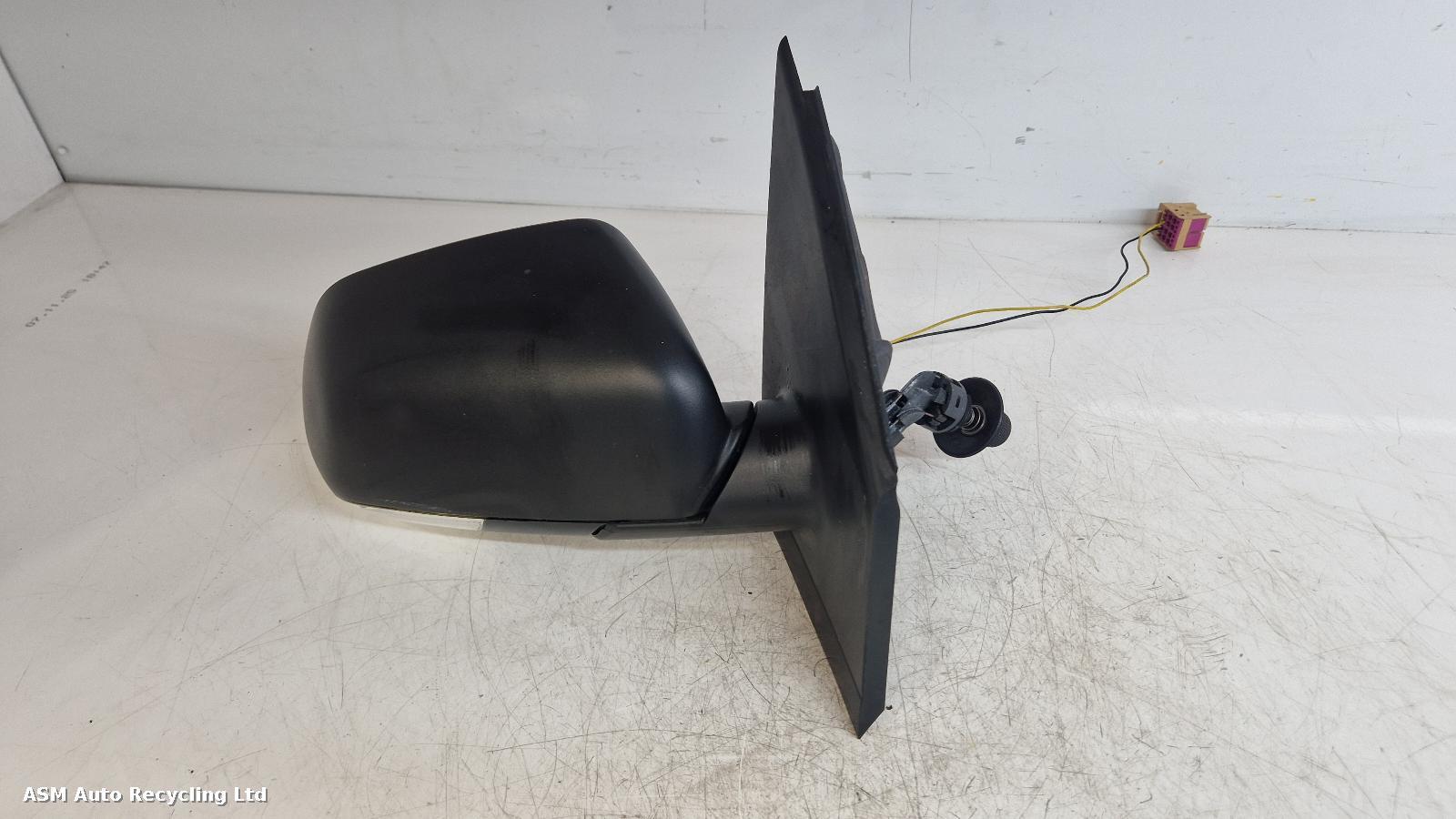 View Auto part R Door Mirror Volkswagen Polo 2006