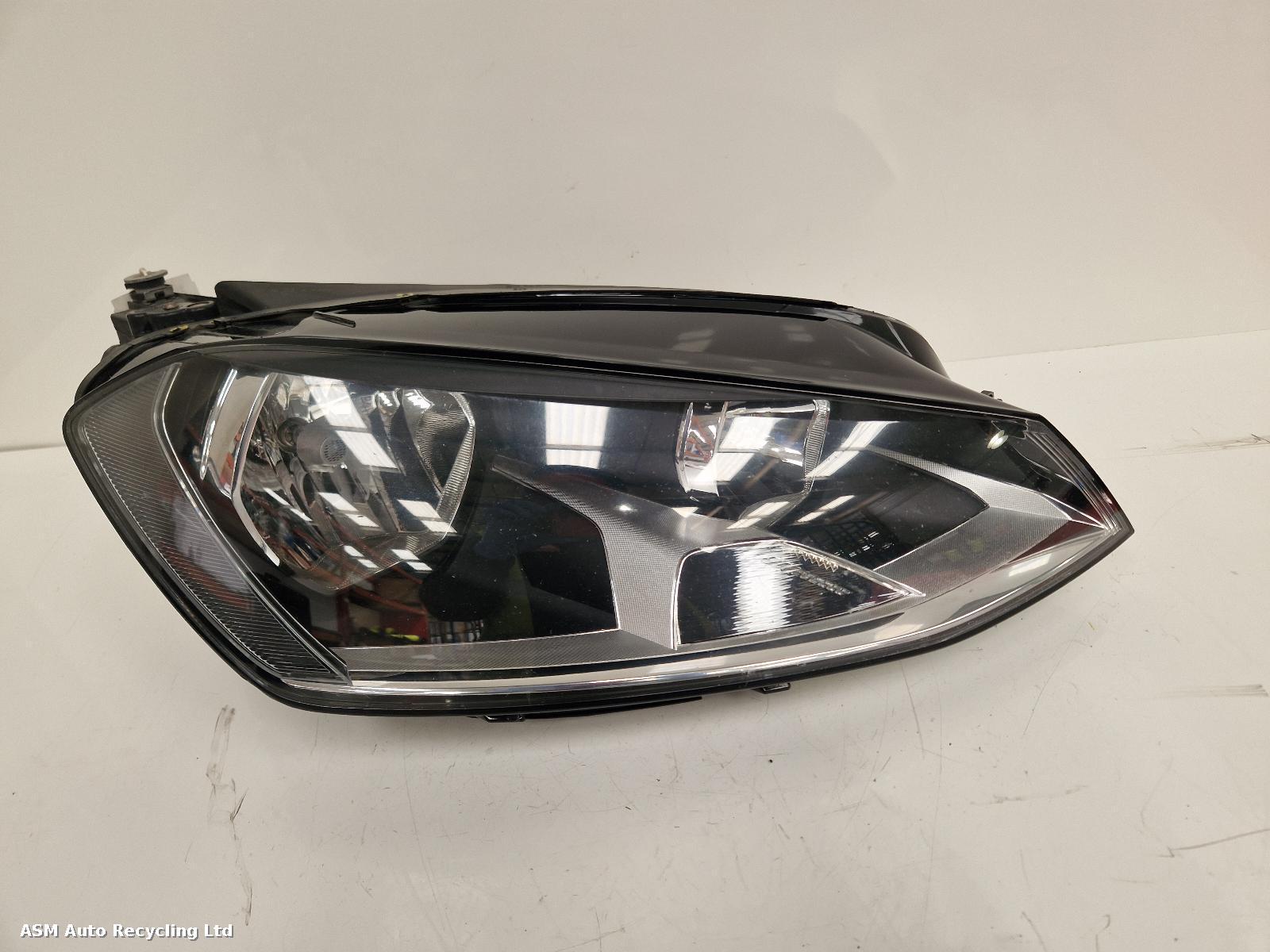 View Auto part R Headlamp Volkswagen Golf 2016
