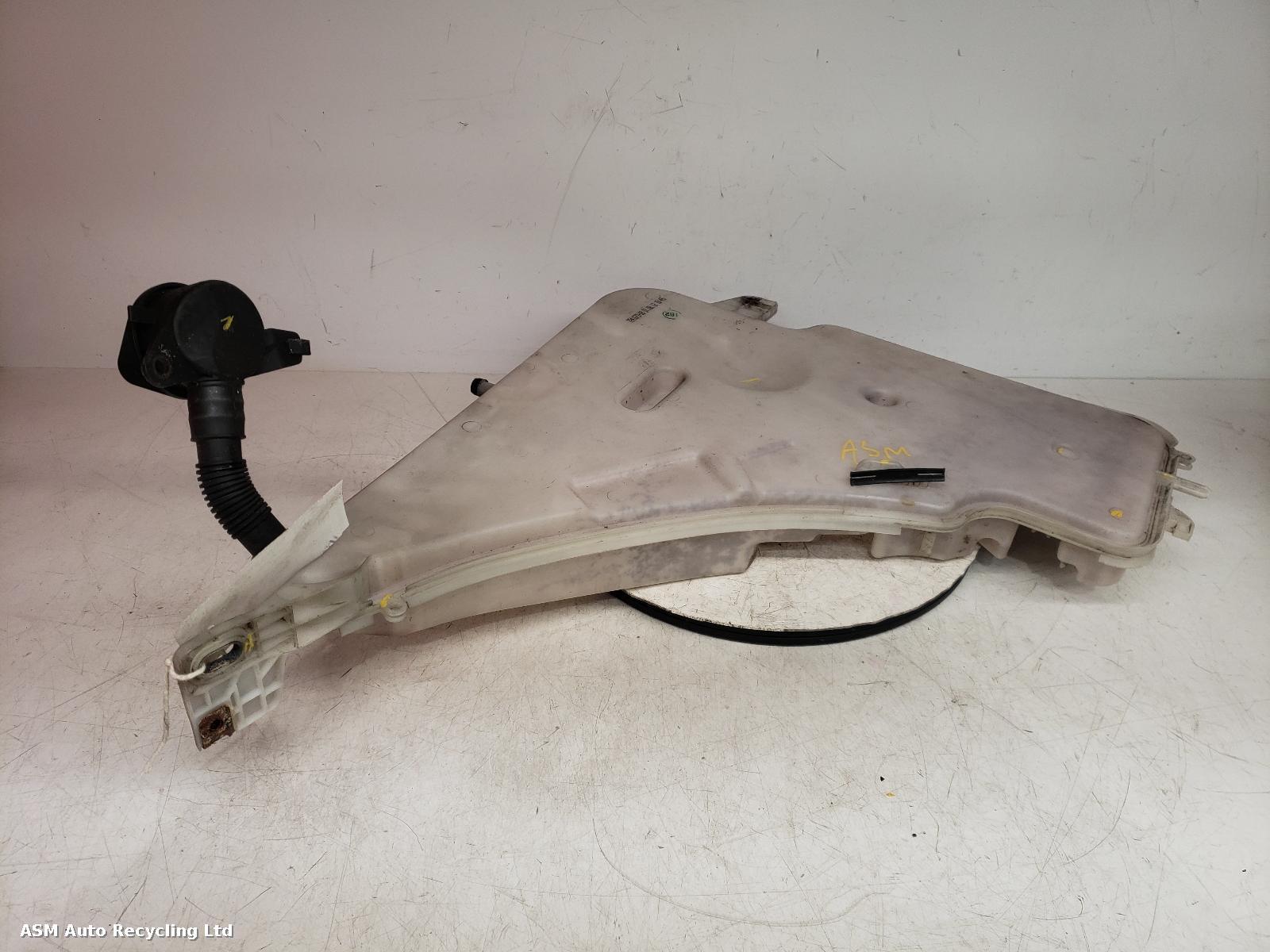 View Auto part Washer Bottle Bmw 1 Series 2012